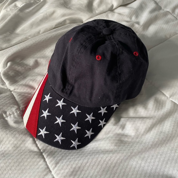 Women’s American Flag Hat 🧢 🇺🇸 - Picture 2 of 10